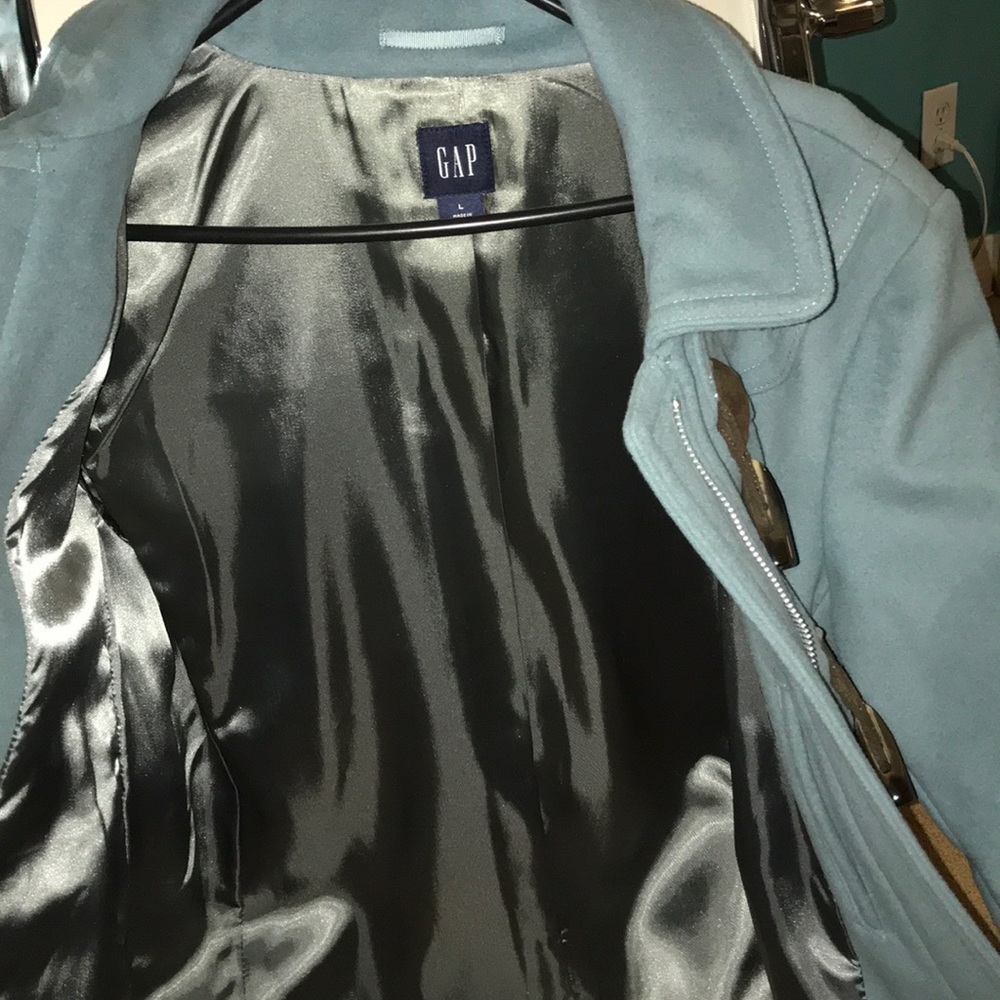Coat - Picture 2 of 7